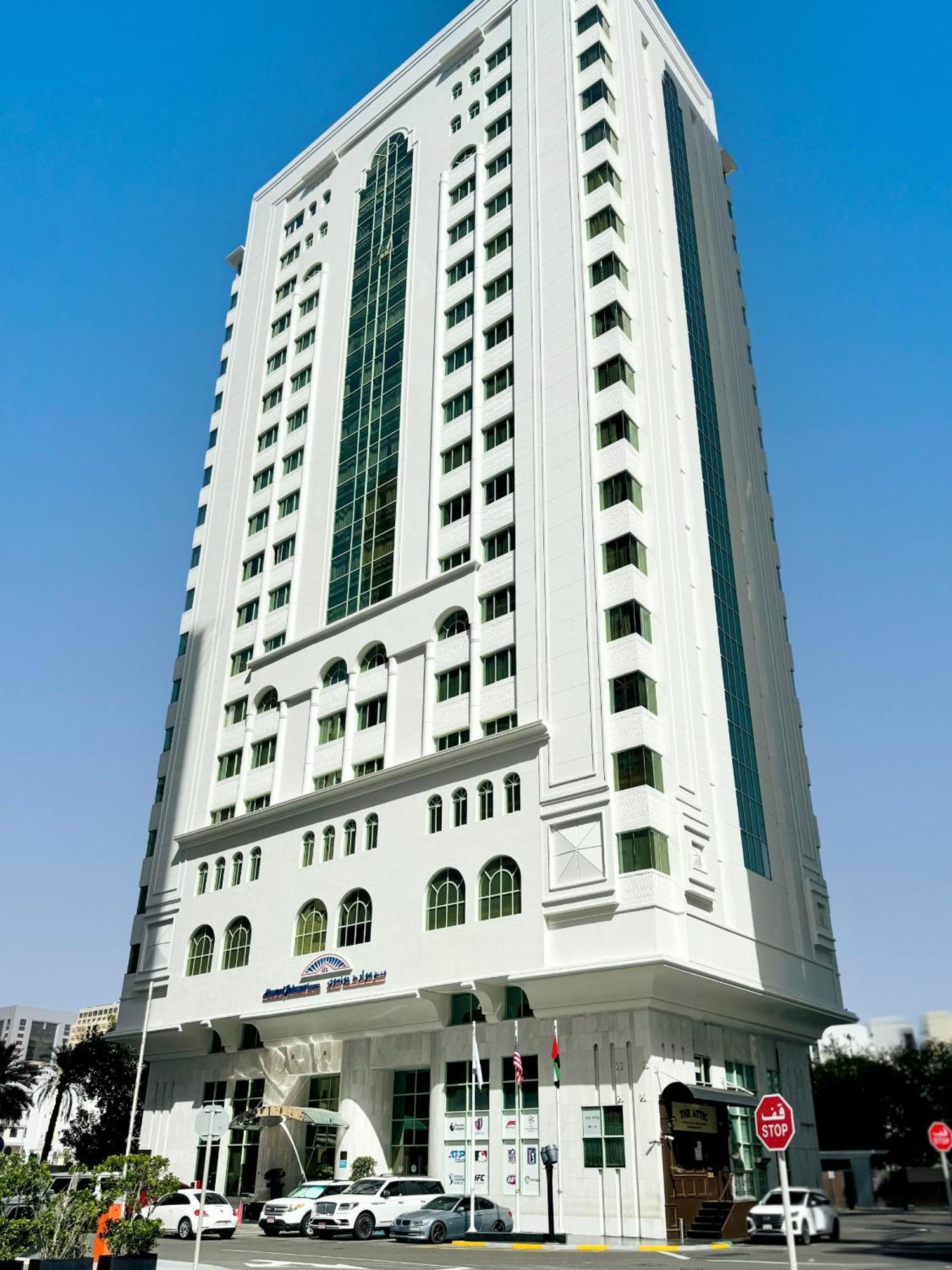 Howard Johnson By Wyndham Abu Dhabi Downtown Exterior photo