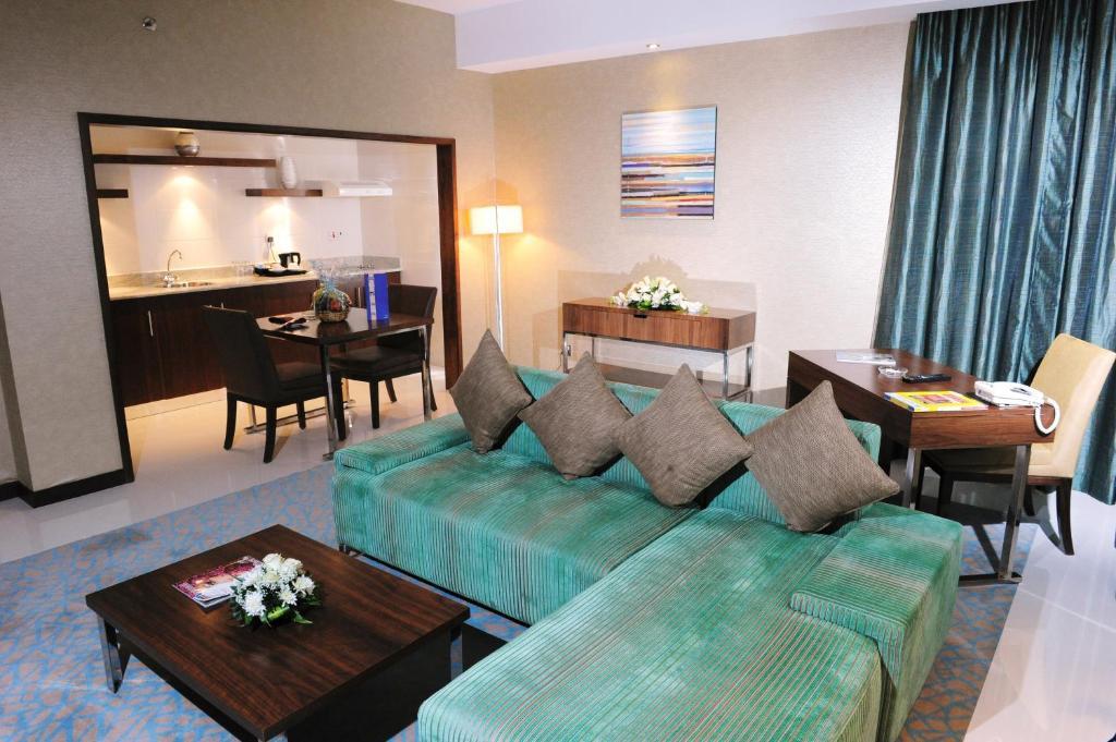 Howard Johnson By Wyndham Abu Dhabi Downtown Room photo
